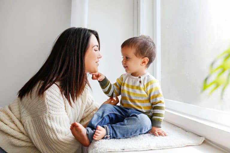 Digital Literacy for Children: A Nanny’s Guide to Screen Time Management